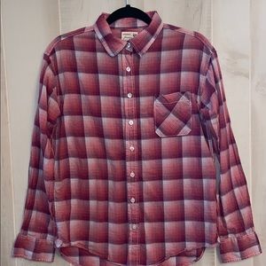 AEO plaid women’s Medium long sleeve shirt 🍁